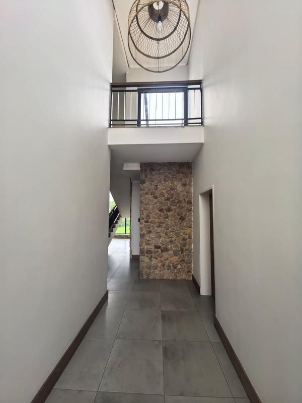 5 Bedroom Property for Sale in Blue Valley Golf Estate Gauteng