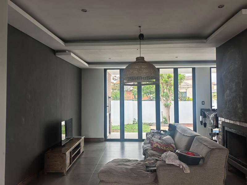 5 Bedroom Property for Sale in Blue Valley Golf Estate Gauteng