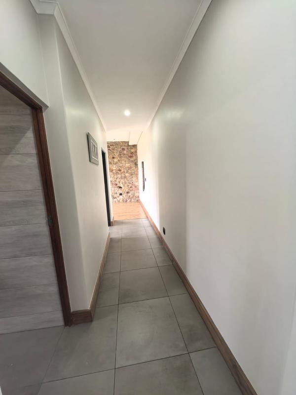 5 Bedroom Property for Sale in Blue Valley Golf Estate Gauteng