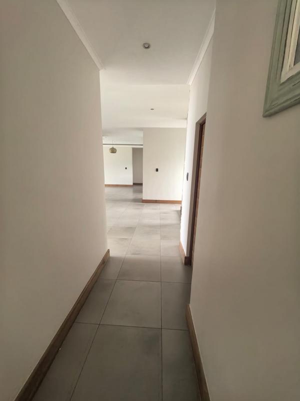 5 Bedroom Property for Sale in Blue Valley Golf Estate Gauteng