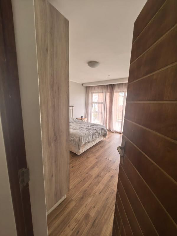 5 Bedroom Property for Sale in Blue Valley Golf Estate Gauteng