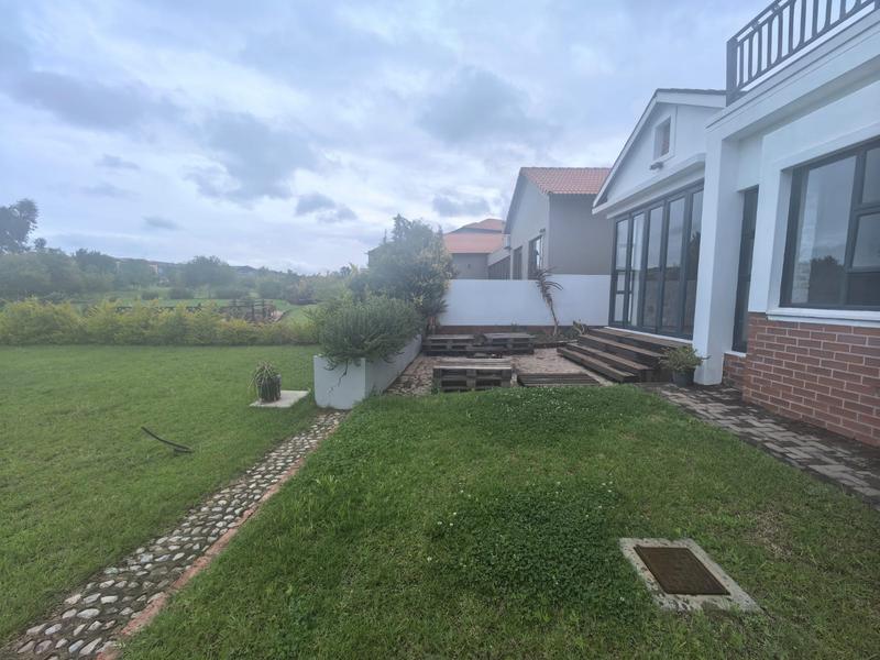 5 Bedroom Property for Sale in Blue Valley Golf Estate Gauteng