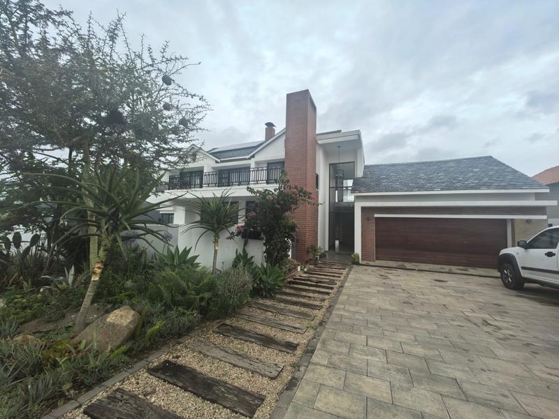 5 Bedroom Property for Sale in Blue Valley Golf Estate Gauteng