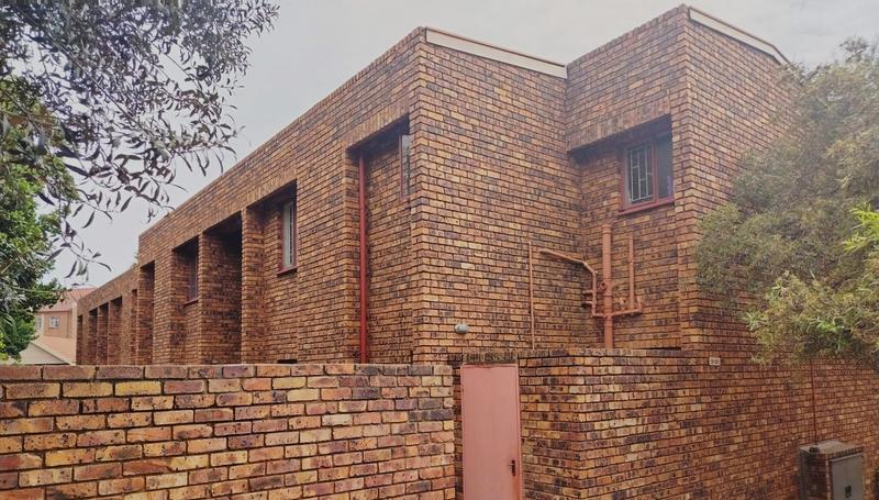 2 Bedroom Property for Sale in Zwartkop Gauteng