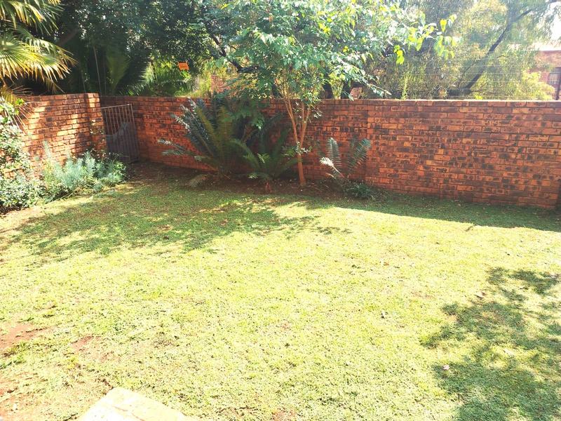 2 Bedroom Property for Sale in Zwartkop Gauteng