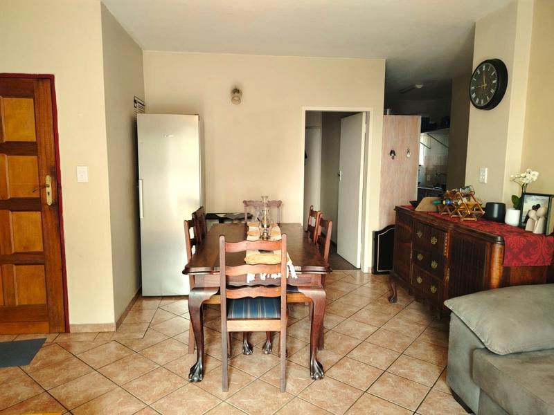 2 Bedroom Property for Sale in Zwartkop Gauteng