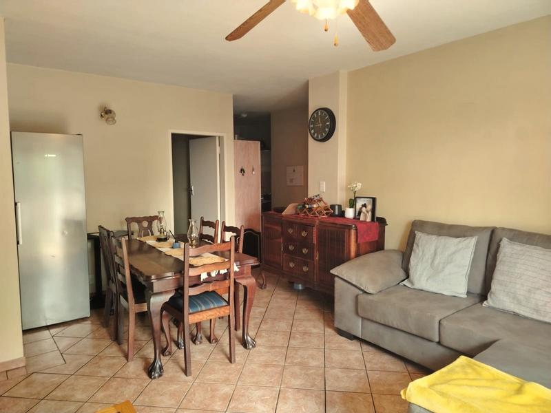 2 Bedroom Property for Sale in Zwartkop Gauteng