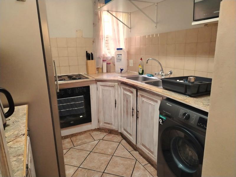 2 Bedroom Property for Sale in Zwartkop Gauteng