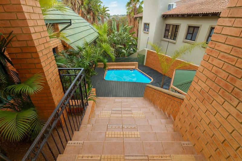 4 Bedroom Property for Sale in Erasmuskloof Gauteng