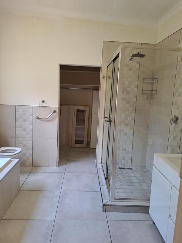 To Let 4 Bedroom Property for Rent in Wendywood Gauteng