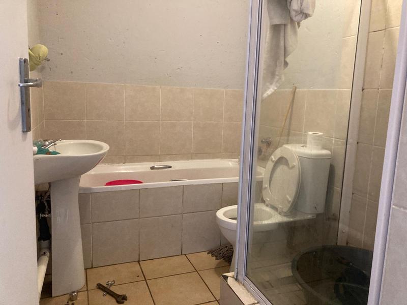 2 Bedroom Property for Sale in Comet Gauteng