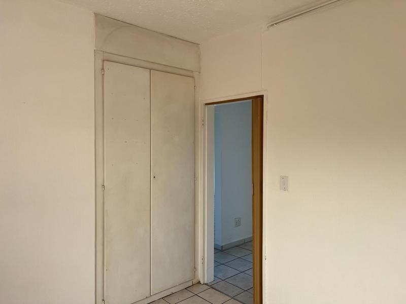 2 Bedroom Property for Sale in Doornpoort Gauteng