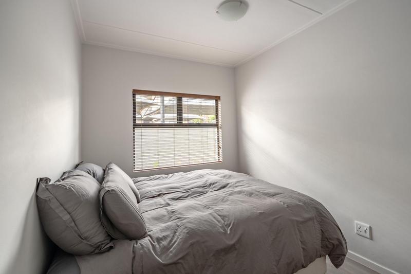 To Let 1 Bedroom Property for Rent in Bryanston Gauteng