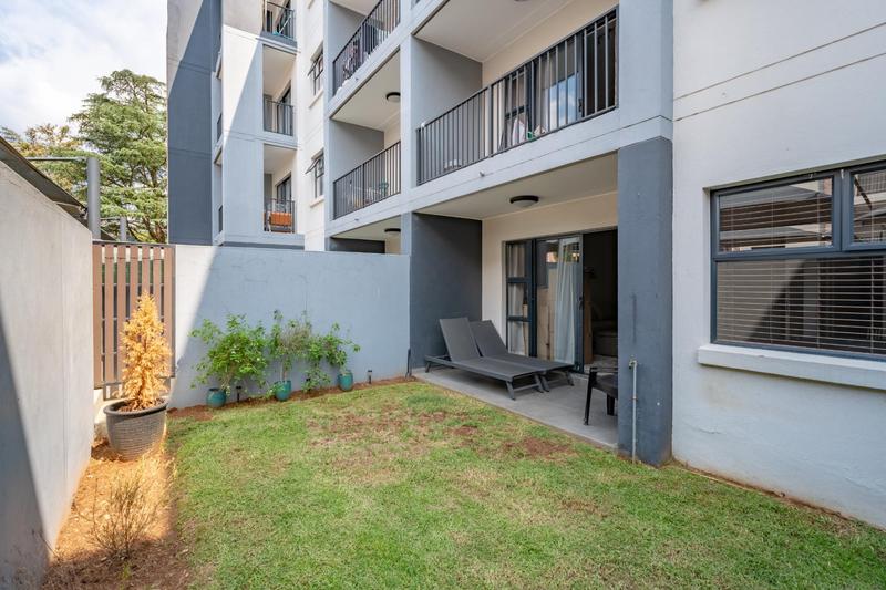 To Let 1 Bedroom Property for Rent in Bryanston Gauteng