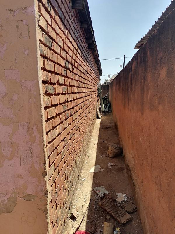 2 Bedroom Property for Sale in Lotus Gardens Gauteng