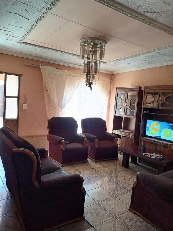 2 Bedroom Property for Sale in Lotus Gardens Gauteng