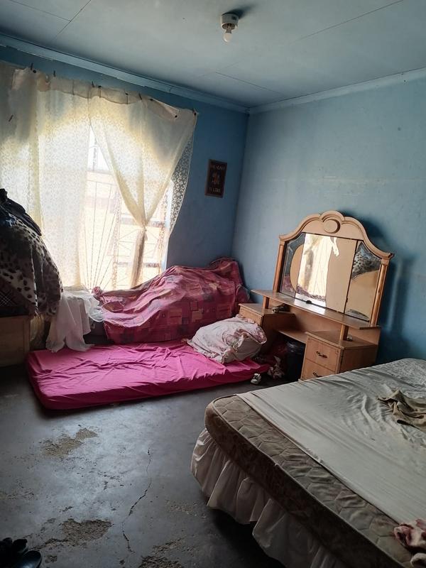 2 Bedroom Property for Sale in Lotus Gardens Gauteng