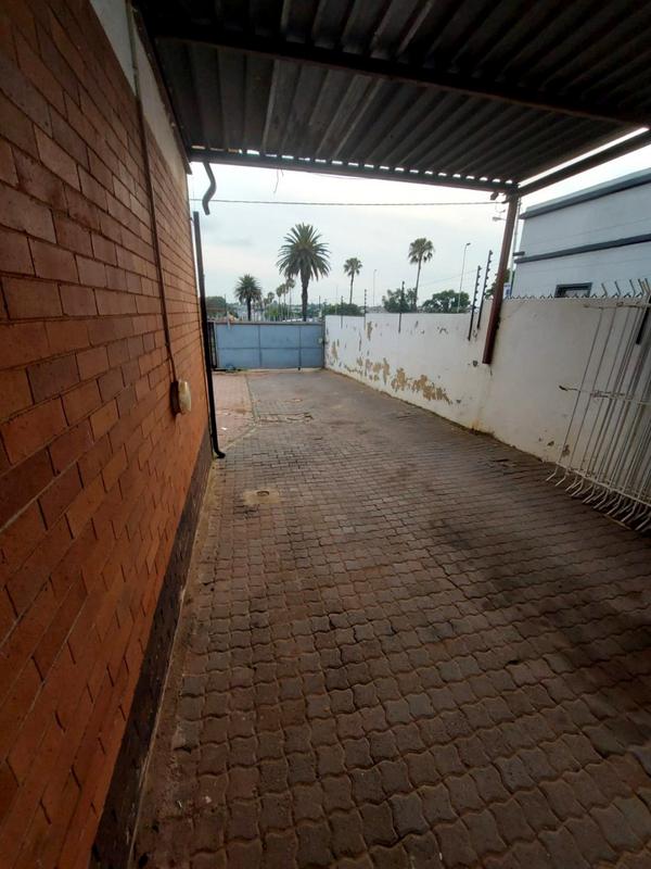 To Let 0 Bedroom Property for Rent in Roodepoort Central Gauteng