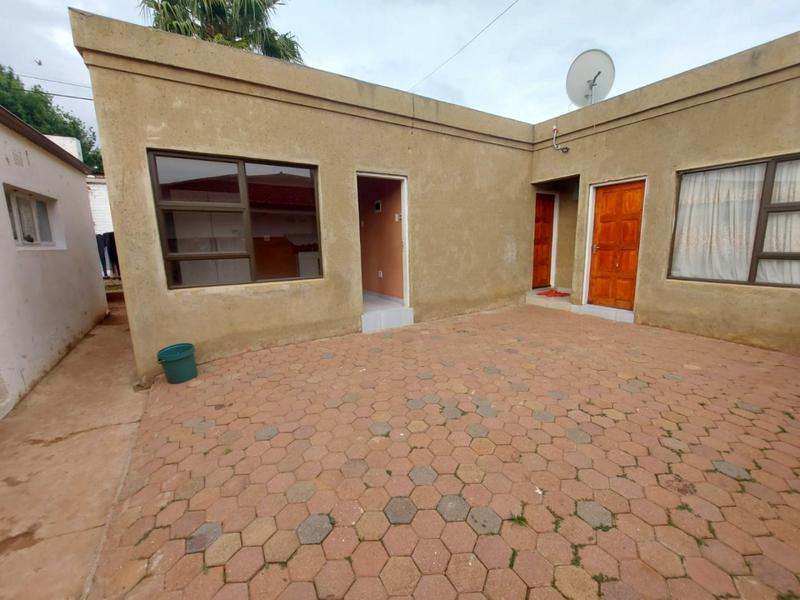 To Let 0 Bedroom Property for Rent in Roodepoort Central Gauteng