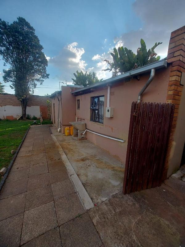 To Let 0 Bedroom Property for Rent in Roodepoort North Gauteng