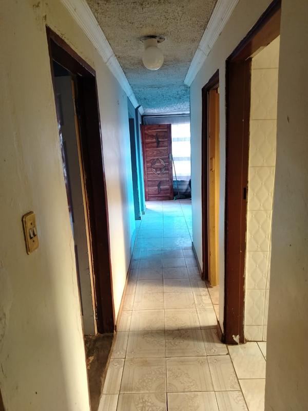 2 Bedroom Property for Sale in Thulani Gauteng