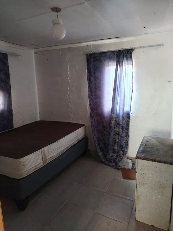 2 Bedroom Property for Sale in Thulani Gauteng