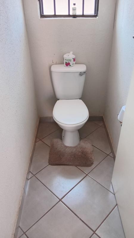 2 Bedroom Property for Sale in Wilfordon Gauteng