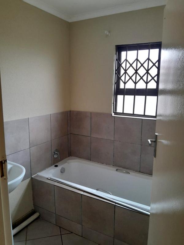 2 Bedroom Property for Sale in Wilfordon Gauteng