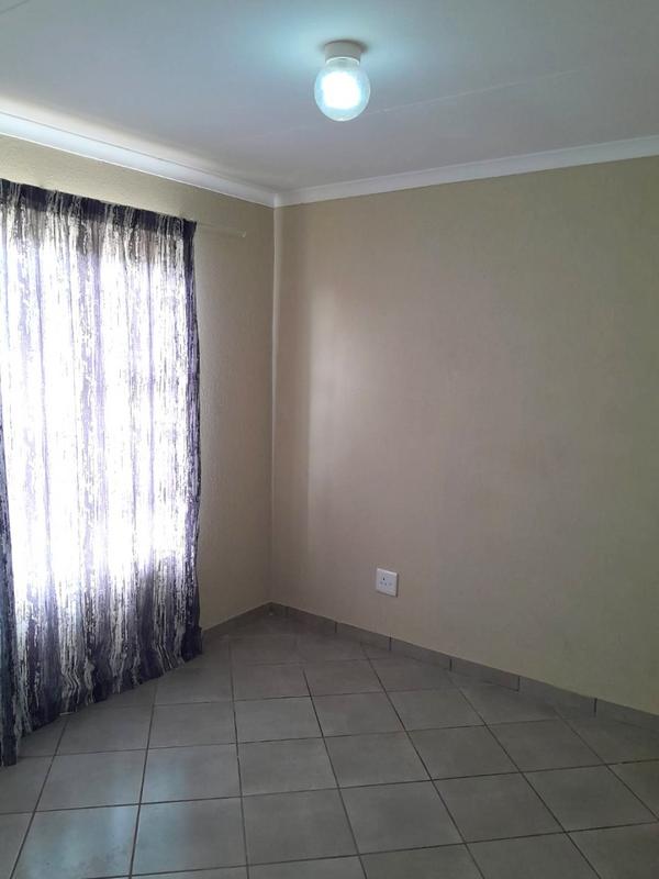 2 Bedroom Property for Sale in Wilfordon Gauteng