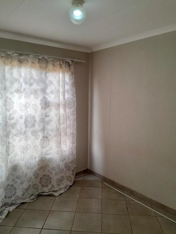 2 Bedroom Property for Sale in Wilfordon Gauteng