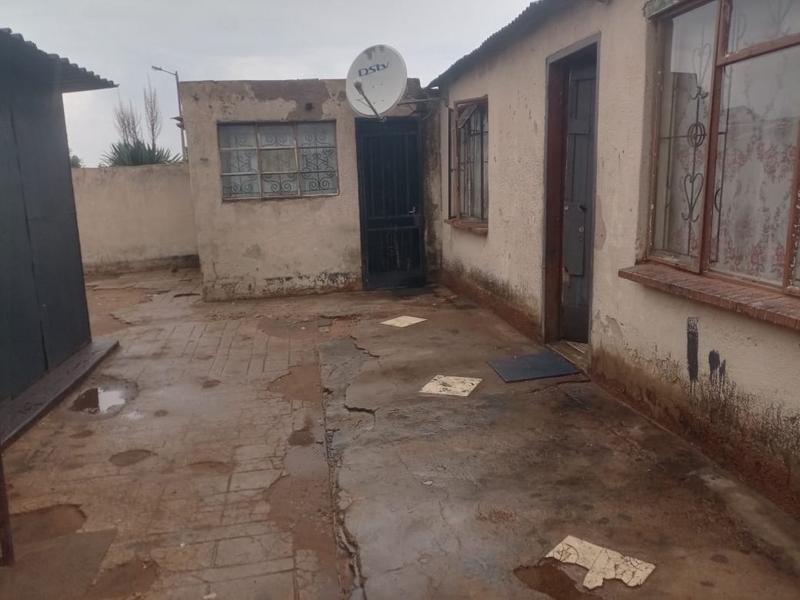 3 Bedroom Property for Sale in Tokoza Gauteng