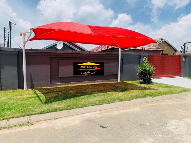 3 Bedroom Property for Sale in Fleurhof Gauteng