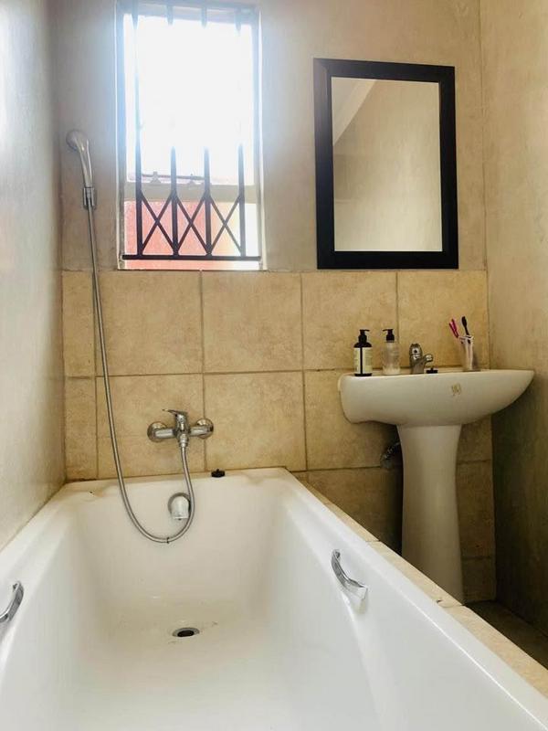3 Bedroom Property for Sale in Fleurhof Gauteng