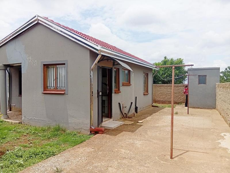 2 Bedroom Property for Sale in Lakeside Gauteng