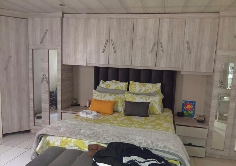 2 Bedroom Property for Sale in Orange Farm Gauteng