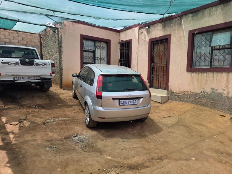 2 Bedroom Property for Sale in Tembisa Gauteng