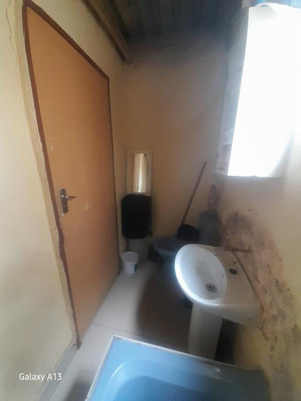 2 Bedroom Property for Sale in Tembisa Gauteng