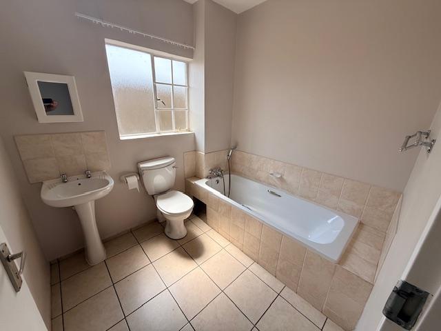 2 Bedroom Property for Sale in Brentwood Park Gauteng