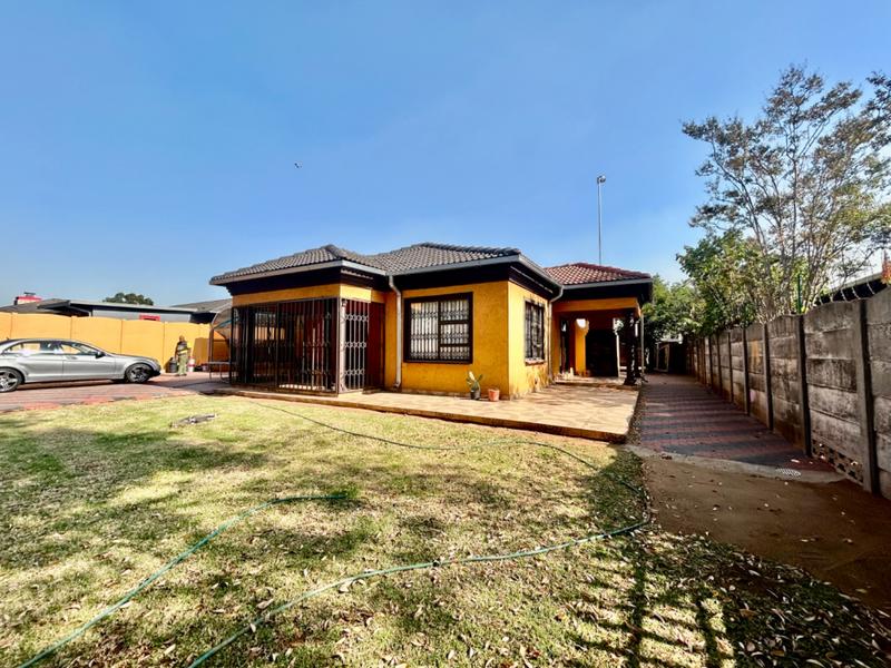 3 Bedroom Property for Sale in Vanderbijlpark CE 2 Gauteng