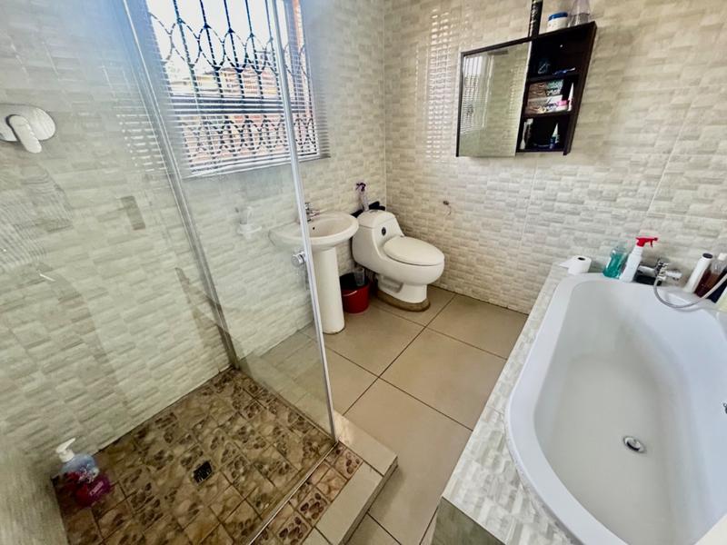 3 Bedroom Property for Sale in Vanderbijlpark CE 2 Gauteng