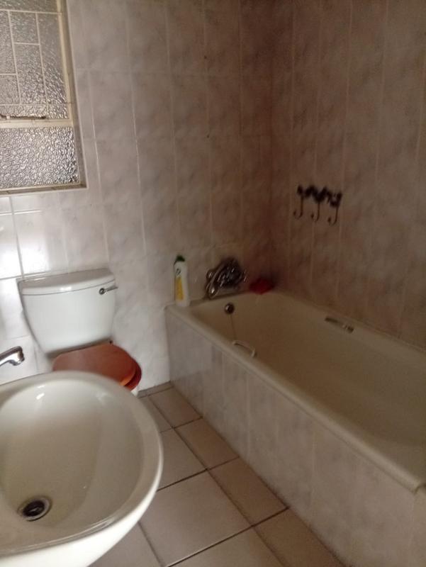 4 Bedroom Property for Sale in Vanderbijlpark SE 6 Gauteng