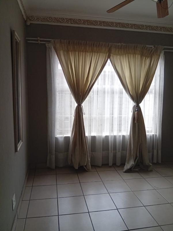 4 Bedroom Property for Sale in Vanderbijlpark SE 6 Gauteng