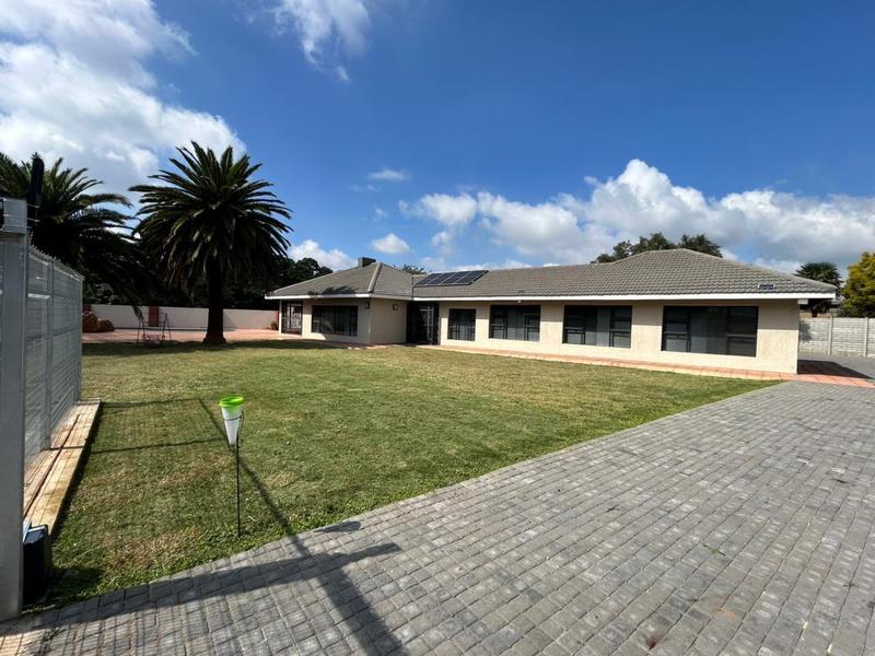 4 Bedroom Property for Sale in Vanderbijlpark SW 5 Gauteng