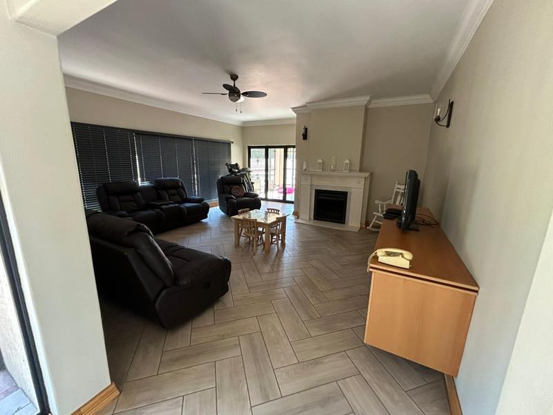 4 Bedroom Property for Sale in Vanderbijlpark SW 5 Gauteng