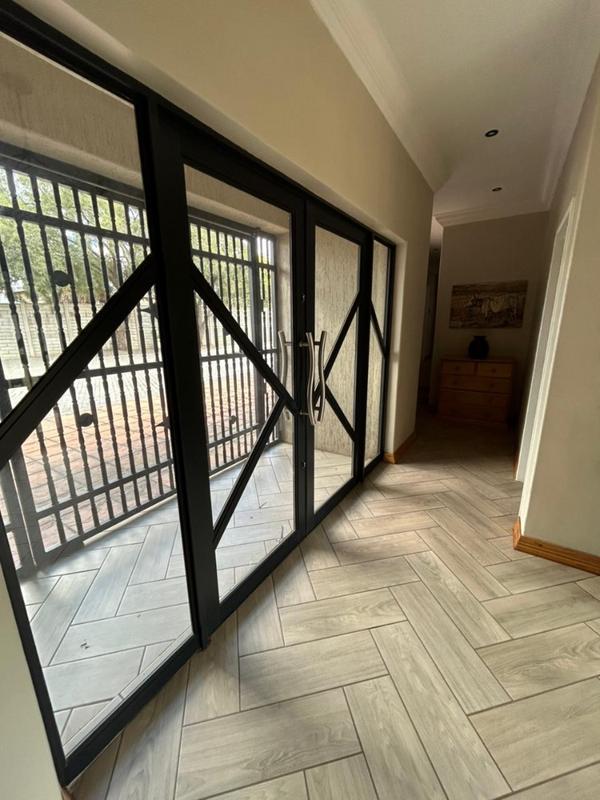 4 Bedroom Property for Sale in Vanderbijlpark SW 5 Gauteng