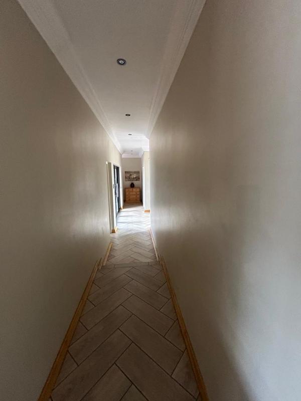 4 Bedroom Property for Sale in Vanderbijlpark SW 5 Gauteng