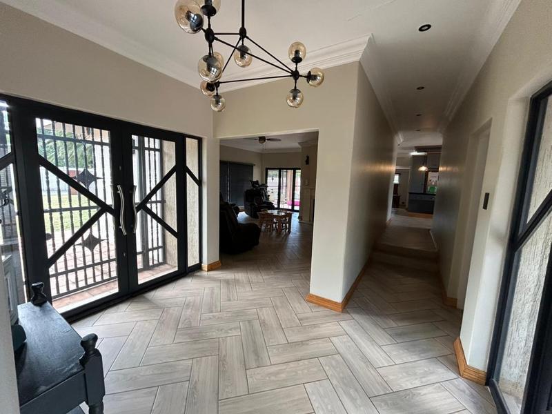 4 Bedroom Property for Sale in Vanderbijlpark SW 5 Gauteng