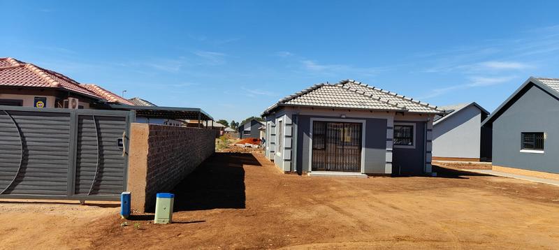 4 Bedroom Property for Sale in Windmill Park Gauteng