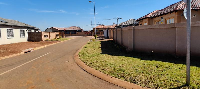 4 Bedroom Property for Sale in Windmill Park Gauteng