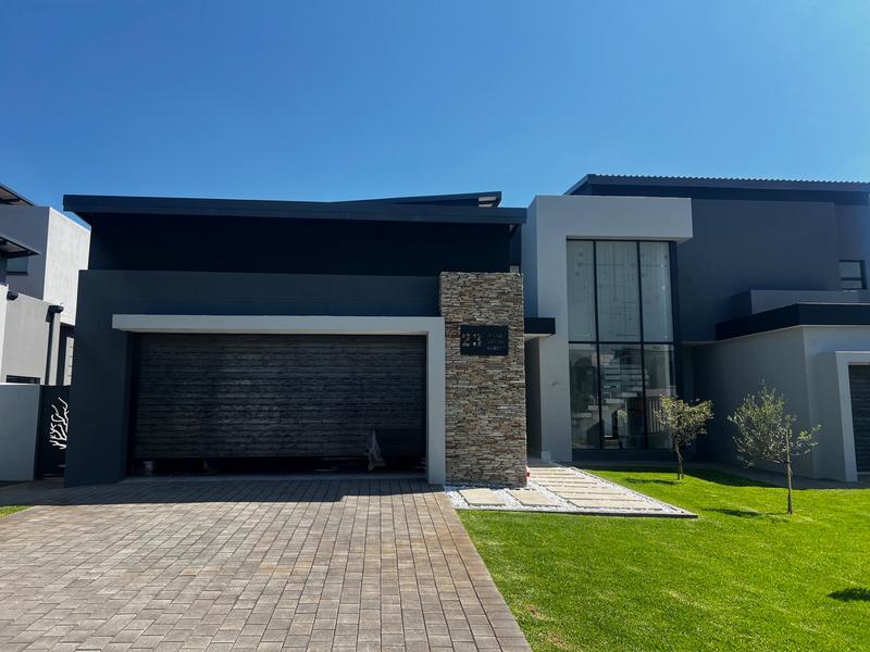 5 Bedroom Property for Sale in Midstream Heights Gauteng